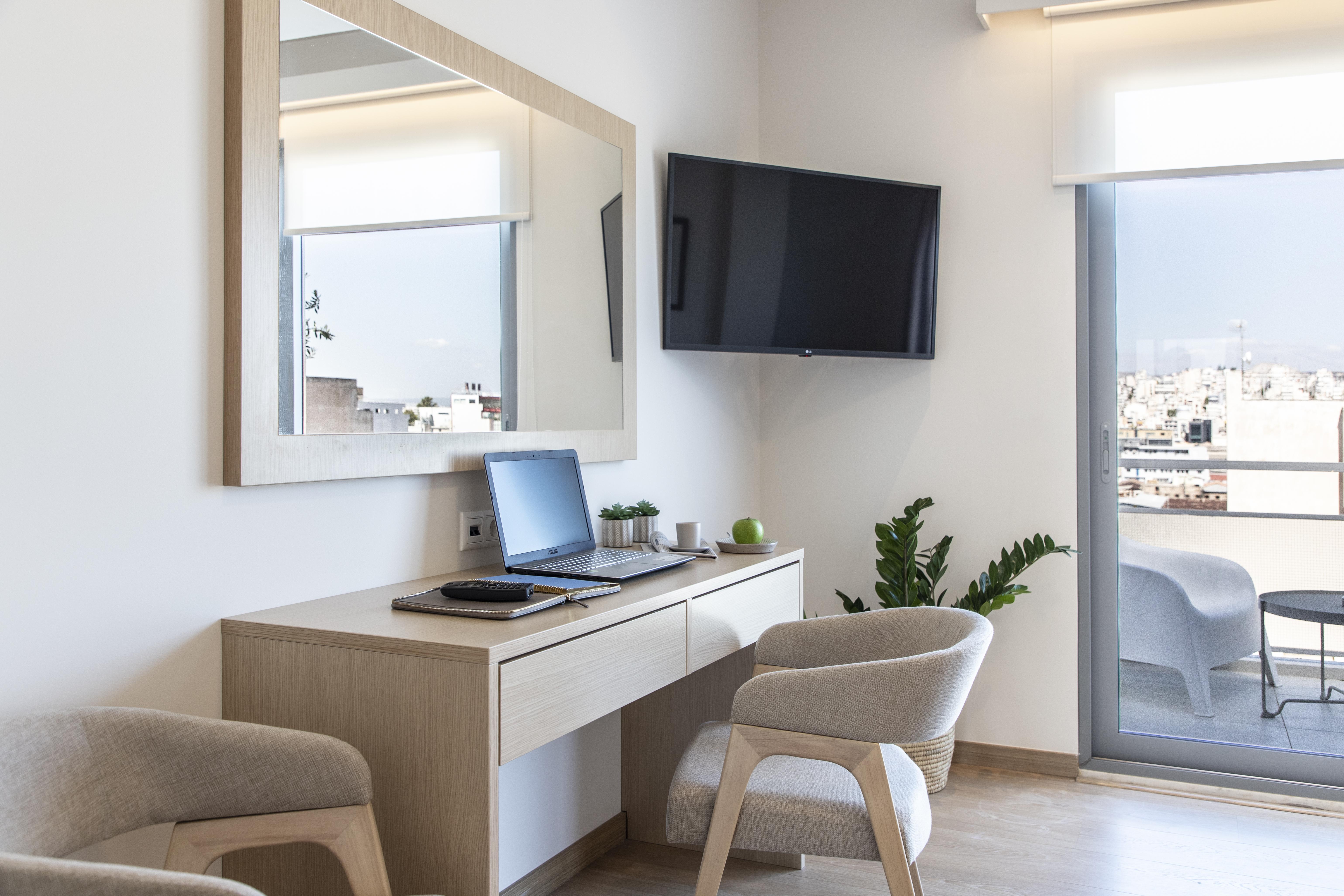 Gallery Suites & Residences Пирей Экстерьер фото