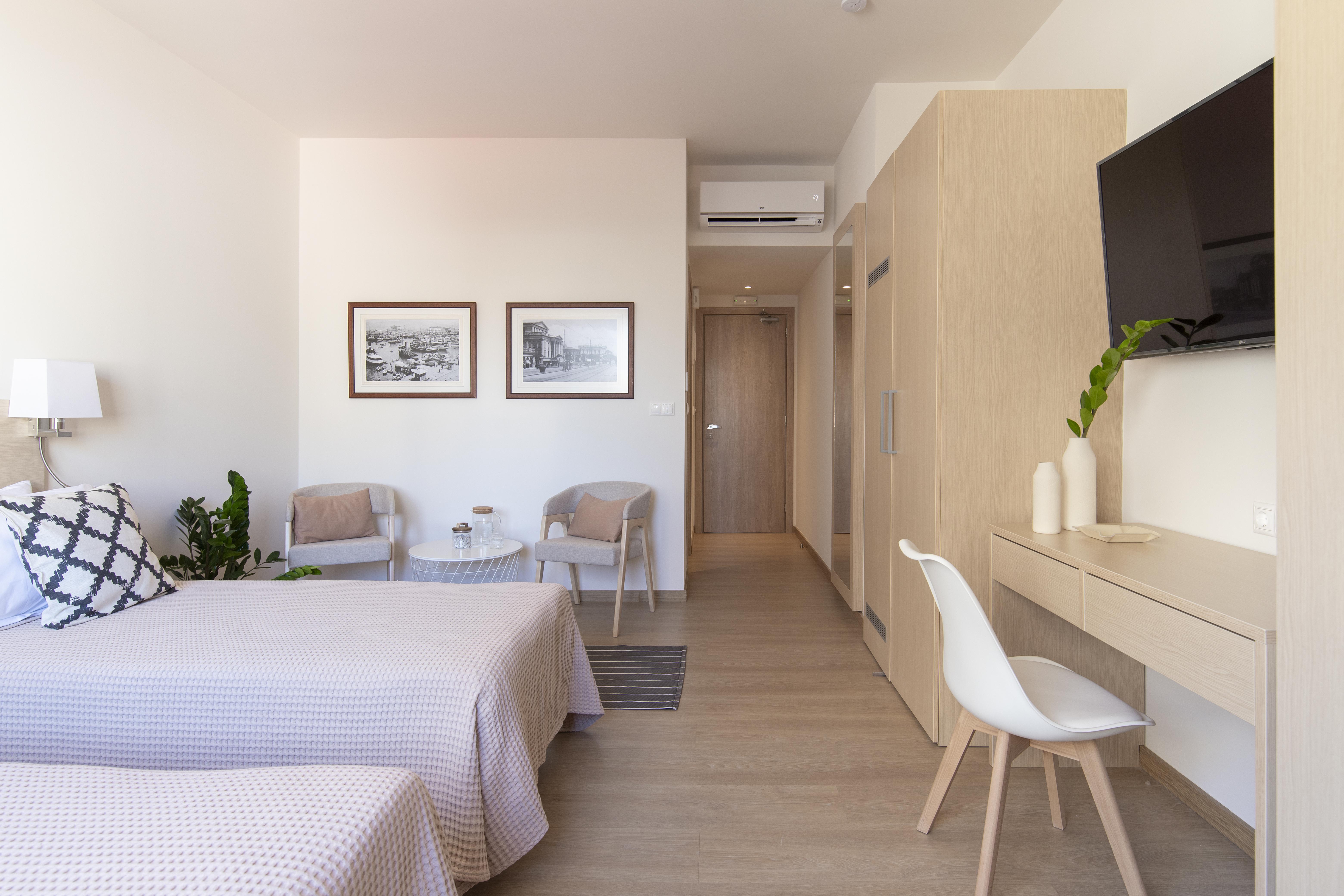 Gallery Suites & Residences Пирей Экстерьер фото