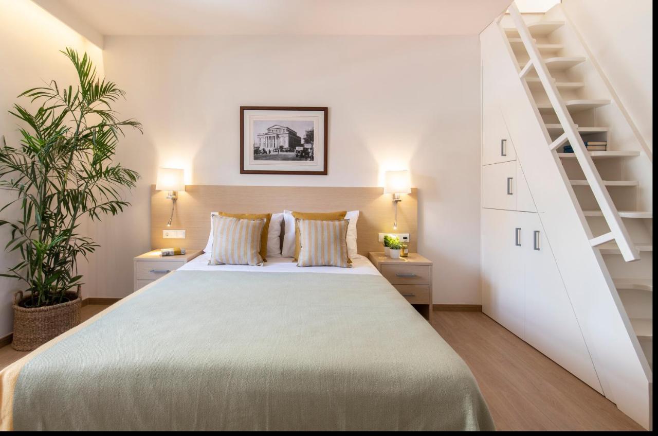 Gallery Suites & Residences Пирей Экстерьер фото