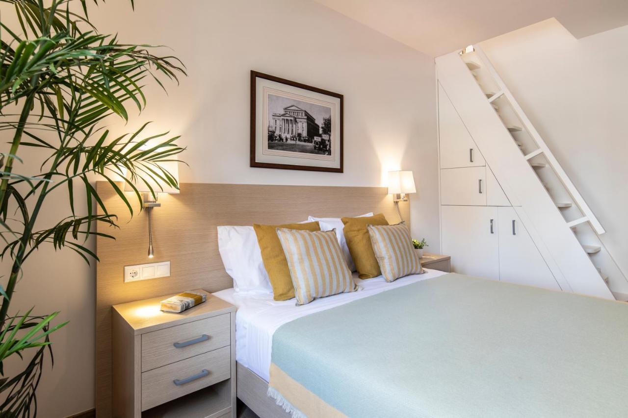 Gallery Suites & Residences Пирей Экстерьер фото
