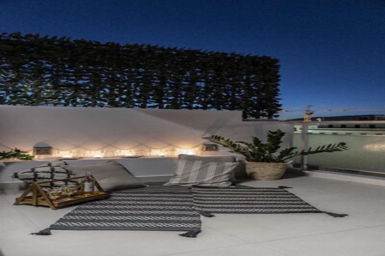Gallery Suites & Residences Пирей Экстерьер фото
