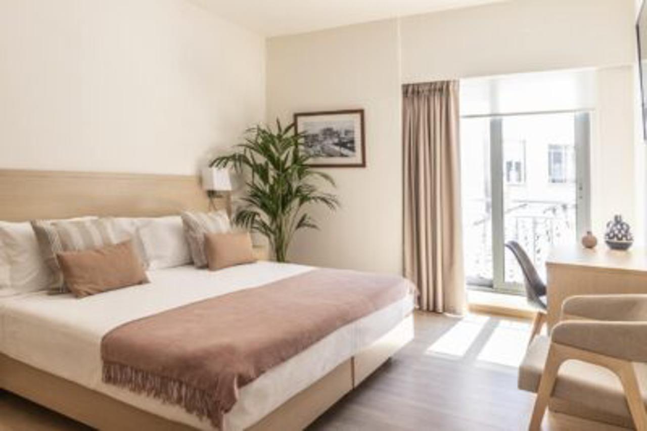Gallery Suites & Residences Пирей Экстерьер фото